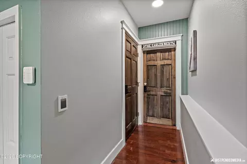 Entry Way - 19407 Trail Bay Dr, Eagle River, AK 99577 photo 3 of 6