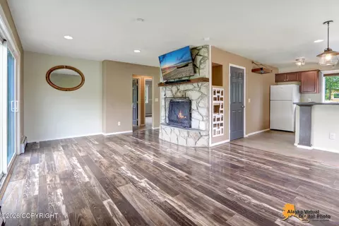Living - 19050 Twenty Grand Rd, Eagle River, AK 99577 photo 2 of 8