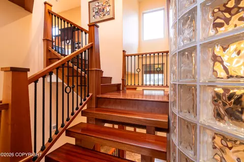 Entry Way - 3051 E 112th Ave, Anchorage, AK 99516 photo 2 of 6