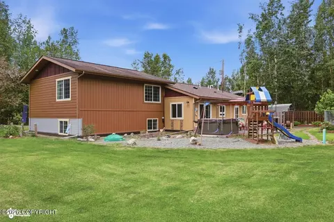 Exterior - 911 E Fairview Loop, Wasilla, AK 99654 photo 4 of 22