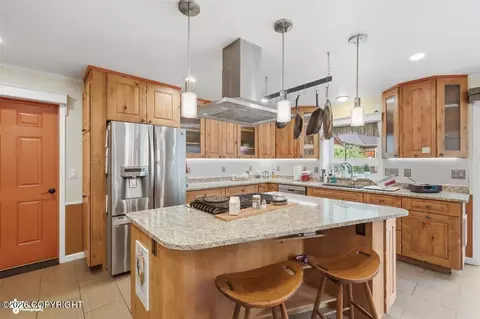 Kitchen - 911 E Fairview Loop, Wasilla, AK 99654 photo 6 of 11