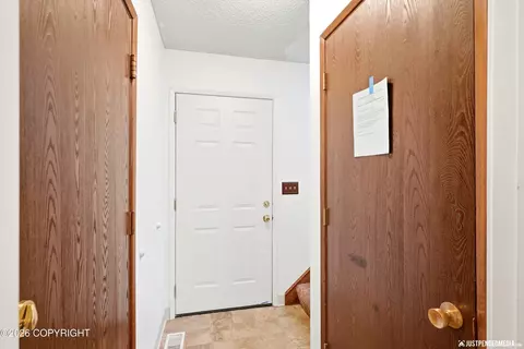 Entry Way - 9596 Canton Loop # 184, Anchorage, AK 99515 photo 1 of 1