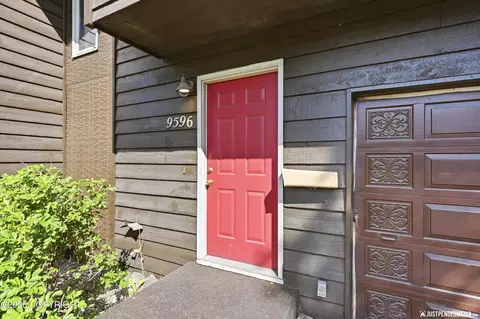 9596 Canton Loop, Anchorage, AK 99515