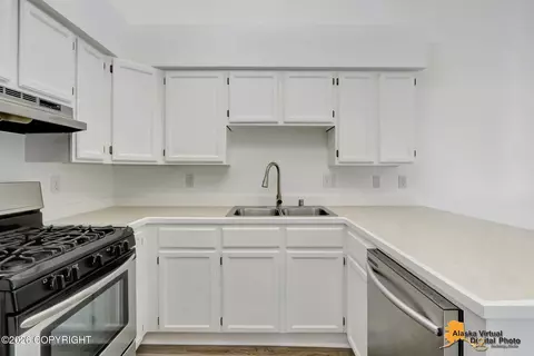 Kitchen - 9445 Agattu Cir, Eagle River, AK 99577 photo 2 of 5
