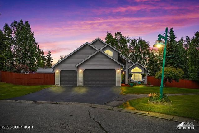 2932 Meadow Wood Cir, Anchorage, AK 99516