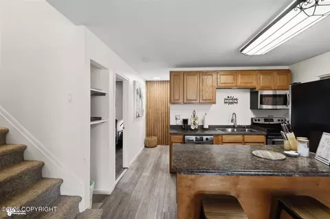 4619 E 9th Ave, Anchorage, AK 99508 photo 18