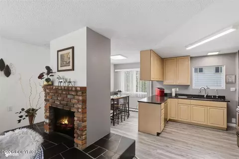 4619 E 9th Ave, Anchorage, AK 99508 photo 9
