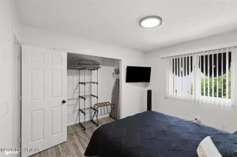 4619 E 9th Ave, Anchorage, AK 99508 photo 42