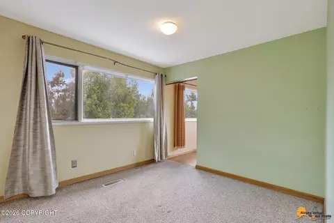 1558 E St, Anchorage, AK 99501 photo 49
