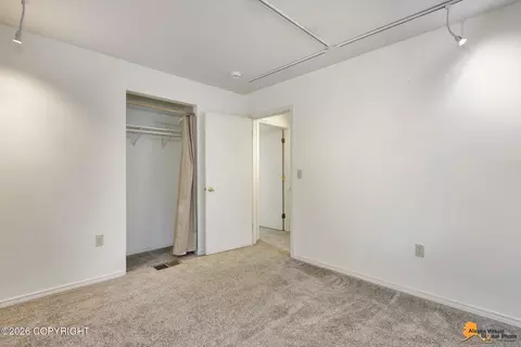1558 E St, Anchorage, AK 99501 photo 19