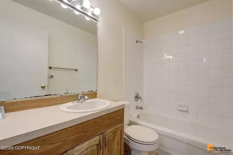 1558 E St, Anchorage, AK 99501 photo 20