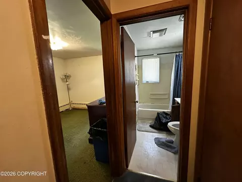 Entry Way - 109 E Harvard Ave, Anchorage, AK 99501 photo 2 of 3