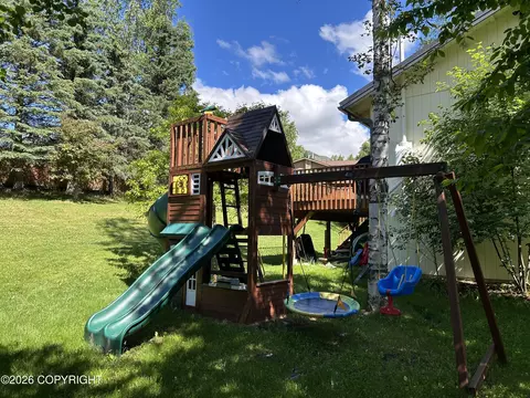 18921 Andreanof Dr, Eagle River, AK 99577 photo 6