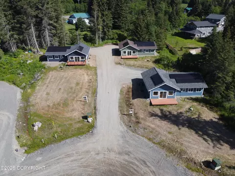 1610 Cantrell Creek Rd, Homer, AK 99603
