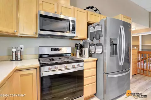 11745 Galloway Loop # 16, Eagle River, AK 99577 photo 13