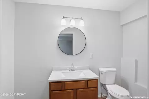Bath - 20573 Mountain Vista Dr, Eagle River, AK 99577 photo 5 of 5