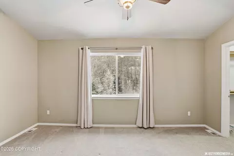 Bedroom - 20573 Mountain Vista Dr, Eagle River, AK 99577 photo 9 of 9