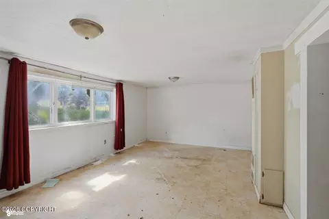 Living - 6741 E 12th Ave, Anchorage, AK 99504 photo 2 of 2