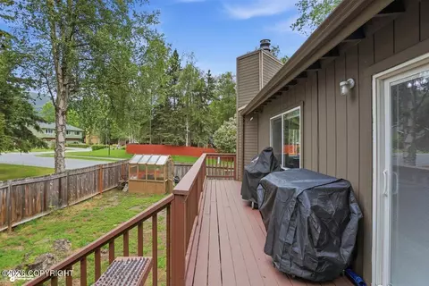 9458 W Kanaga Loop, Eagle River, AK 99577 photo 8