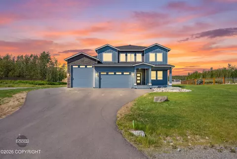 2154 S Sanctuary Dr, Wasilla, AK 99654