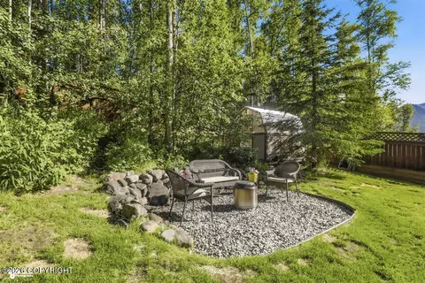 Exterior - 17873 Yellowstone Dr, Eagle River, AK 99577 photo 9 of 10
