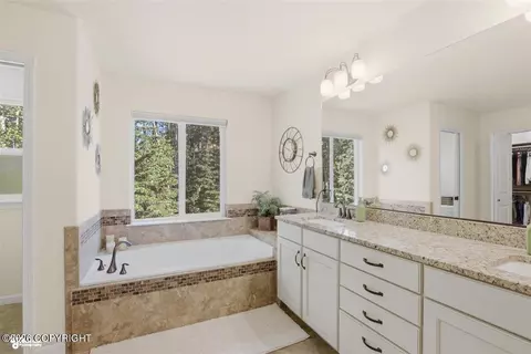 Bath - 17873 Yellowstone Dr, Eagle River, AK 99577 photo 3 of 4