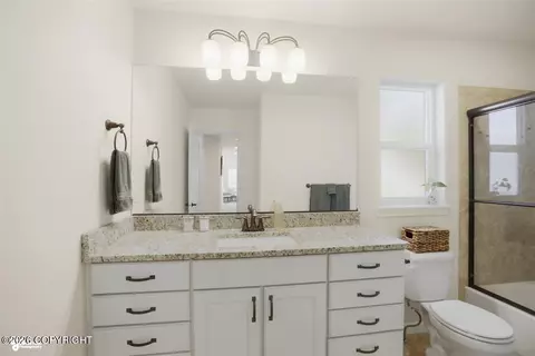 Bath - 17873 Yellowstone Dr, Eagle River, AK 99577 photo 1 of 4