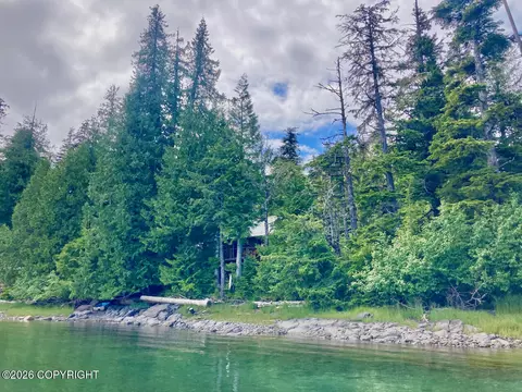 39 Wadleigh # F, Klawock, AK 99925