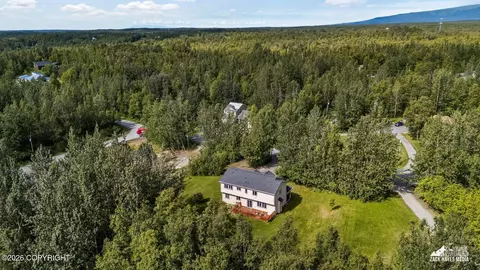 7300 N Sebastian Dr, Wasilla, AK 99654