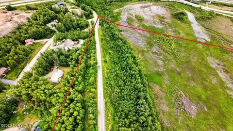 7395 E Matanuska Spur Rd, Palmer, AK 99645