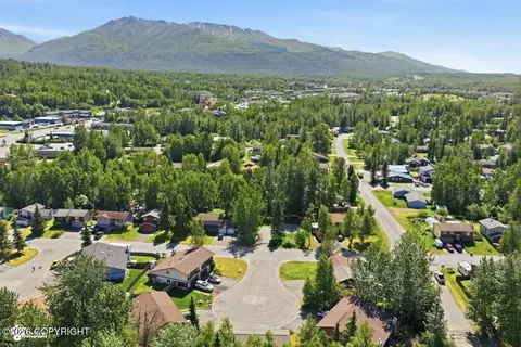 16826 Riddell St, Eagle River, AK 99577 photo 7