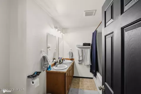 Bath - 11854 Galloway Loop # 41, Eagle River, AK 99577 photo 3 of 4