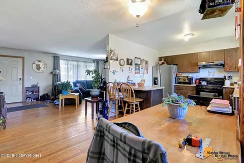 Dining - 8410 Dagan St, Anchorage, AK 99502 photo 1 of 1