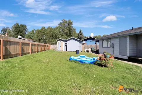 Exterior - 8410 Dagan St, Anchorage, AK 99502 photo 4 of 5