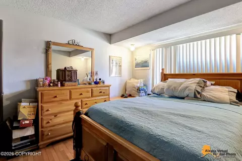Bedroom - 8410 Dagan St, Anchorage, AK 99502 photo 2 of 3