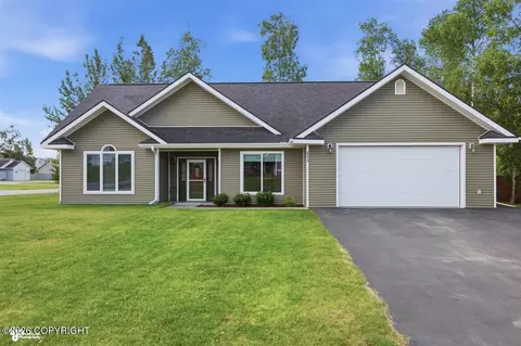 210 W Goldenwood St, Wasilla, AK 99654