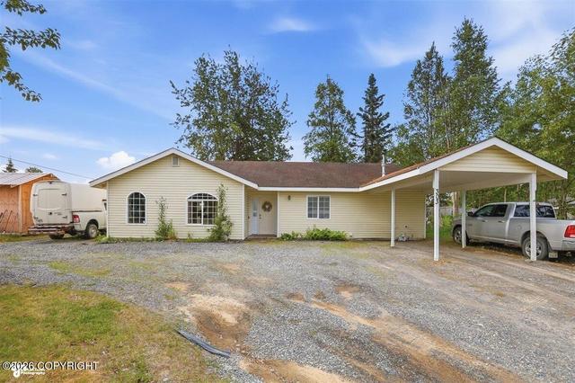 303 W Marydale Ave, Soldotna, AK 99669