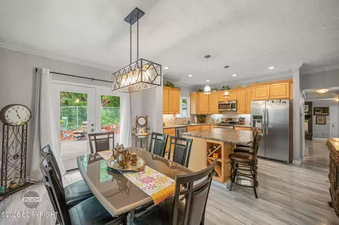 Dining - 11048 Buskin Cir, Eagle River, AK 99577 photo 2 of 4
