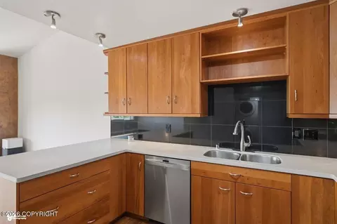 1220 E 16th Ave # 8, Anchorage, AK 99501 photo 14