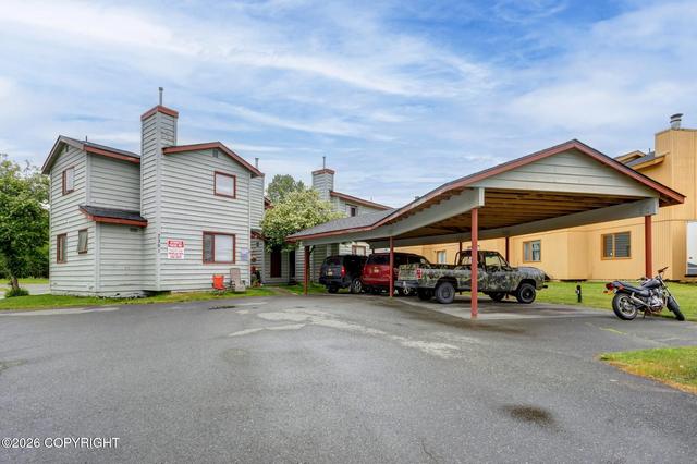7301 Woburn Cir, Anchorage, AK 99502