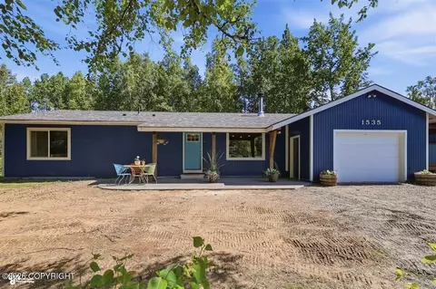 1535 Kittiwake Ct, Kenai, AK 99611