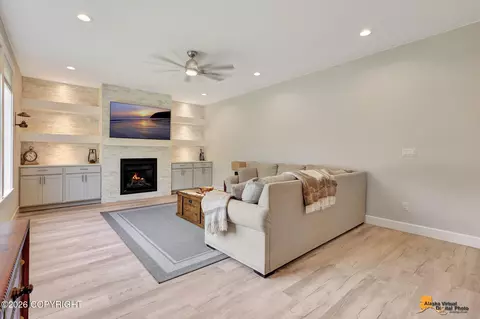 Living - 8787 E Windy Woods Loop, Palmer, AK 99645 photo 6 of 10