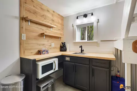Kitchen - 8787 E Windy Woods Loop, Palmer, AK 99645 photo 7 of 7