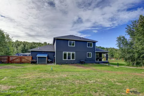 Exterior - 8787 E Windy Woods Loop, Palmer, AK 99645 photo 3 of 8