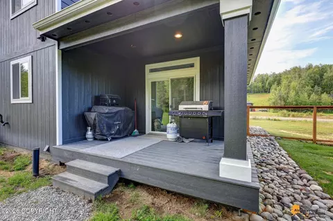 Exterior - 8787 E Windy Woods Loop, Palmer, AK 99645 photo 4 of 8