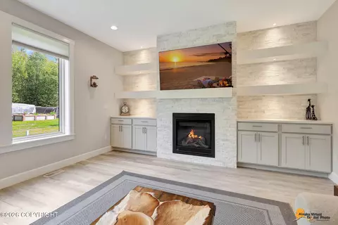 Living - 8787 E Windy Woods Loop, Palmer, AK 99645 photo 8 of 10