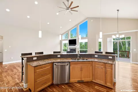 Kitchen - 18117 Muldrow St, Eagle River, AK 99577 photo 5 of 6