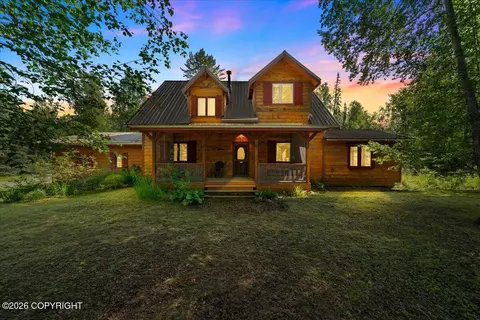 14120 E Front St, Talkeetna, AK 99676