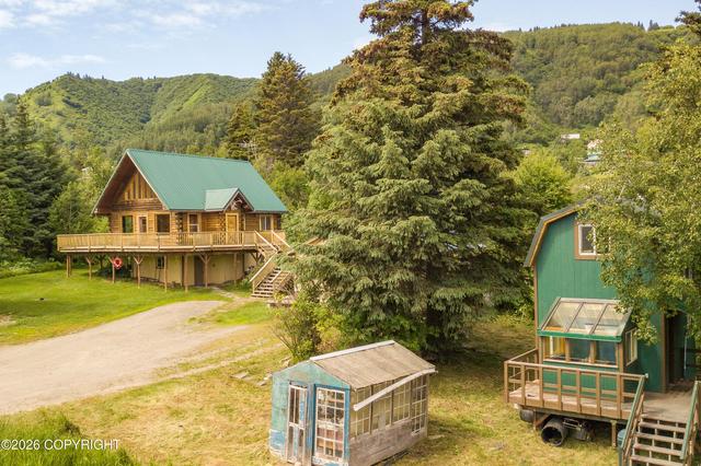 40315 Grewingk Cir, Homer, AK 99603