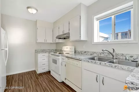 435 E 10th Ave, Anchorage, AK 99501 photo 17